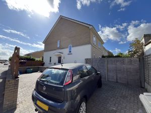 Photo 17- click for photo gallery